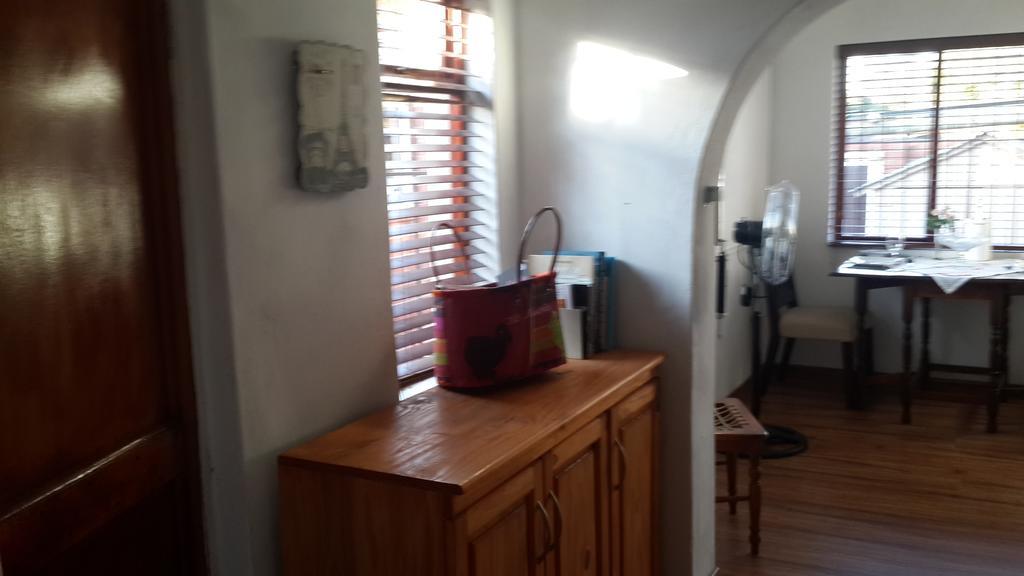 Monica'S Cottage Johannesburg Exterior foto